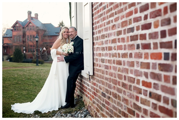 bride and groom state circle annapolis 