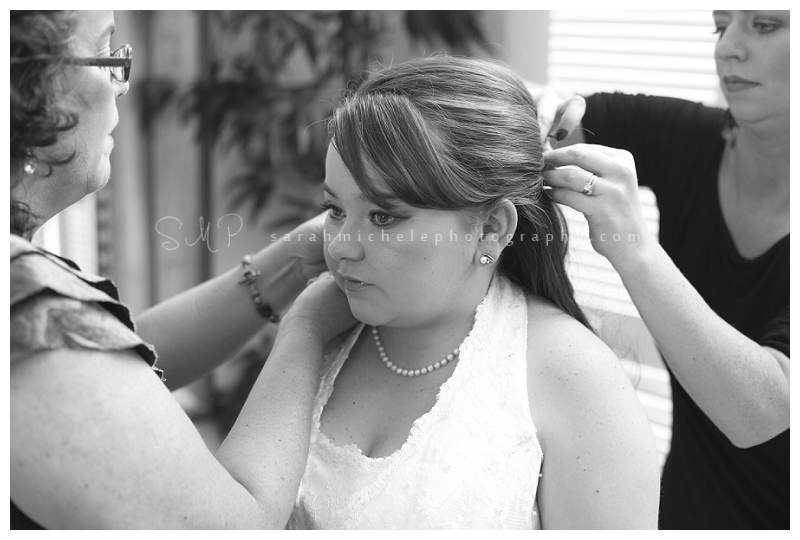 Maryland wedding photographer bridal prep