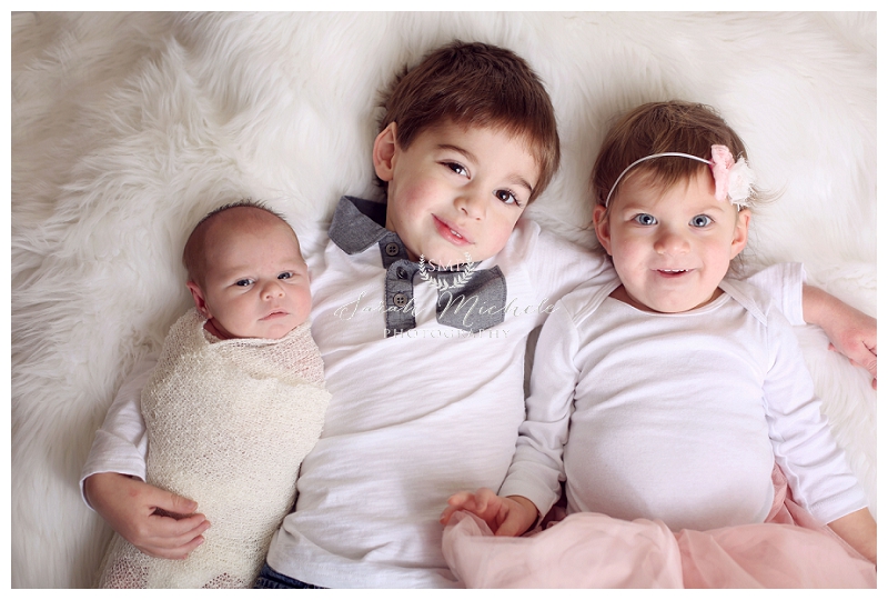 Annapolis Newborn Photographer sibling portraits at newborn session