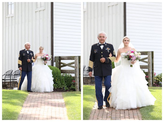 Frederick wedding photographer  walkers overlook