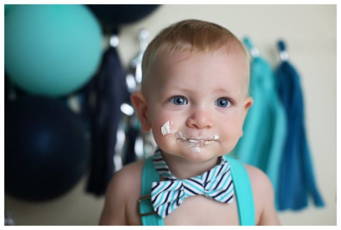 Annapolis Family Photographer cake smash 