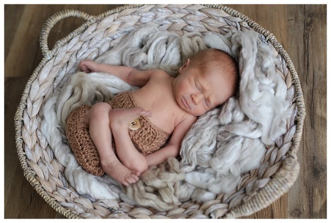 Annapolis newborn photographer 