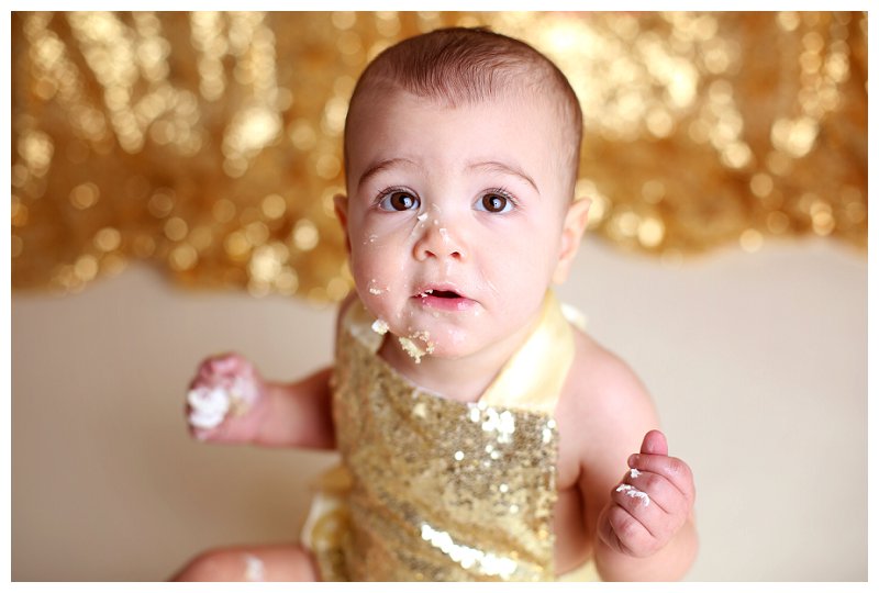 Annapolis Family photographer cake smash
