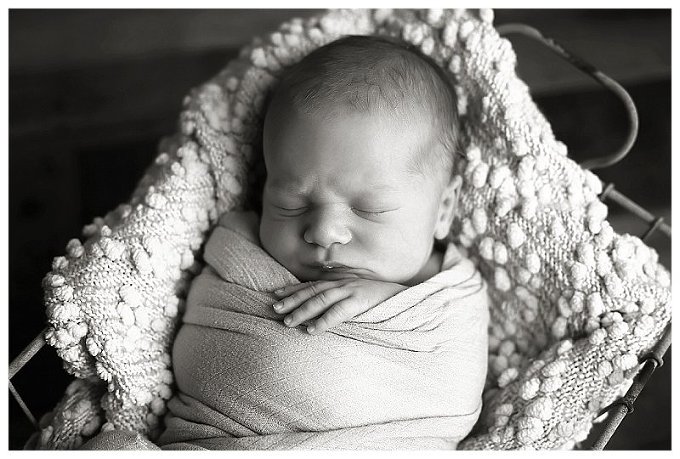 Annapolis Newborn photographer