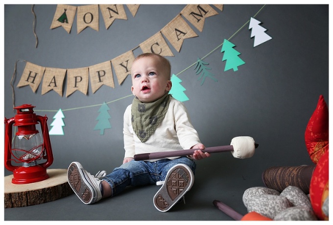 Annapolis Family photographer Cake smash