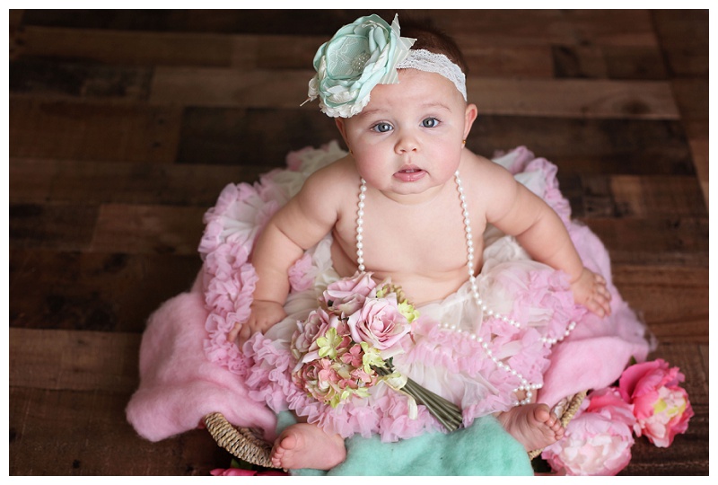 Annapolis family photographer 6 month session