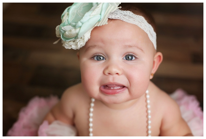 Annapolis family photographer 6 month session
