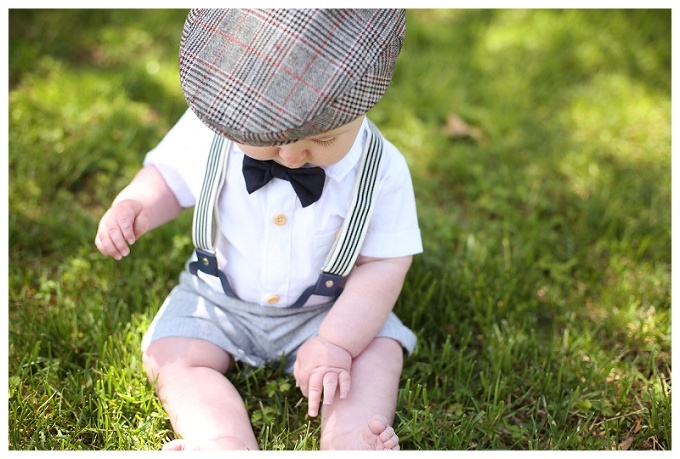 Baltimore Family Photographer baby boy in hat 