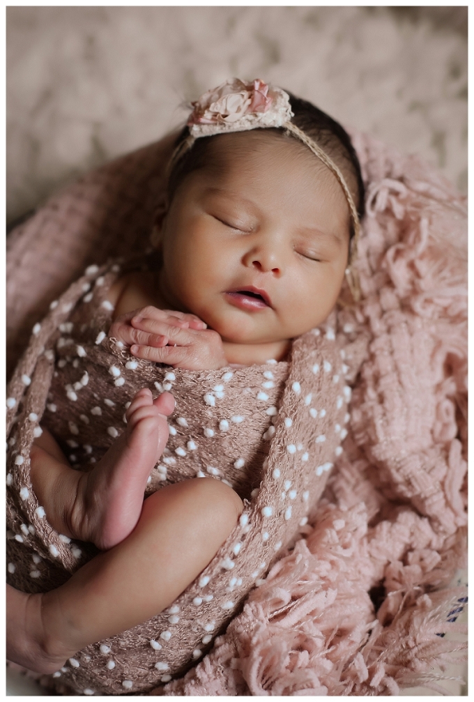 Annapolis Newborn Photographer Lifestyle 