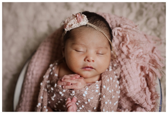 Annapolis Newborn Photographer Lifestyle 