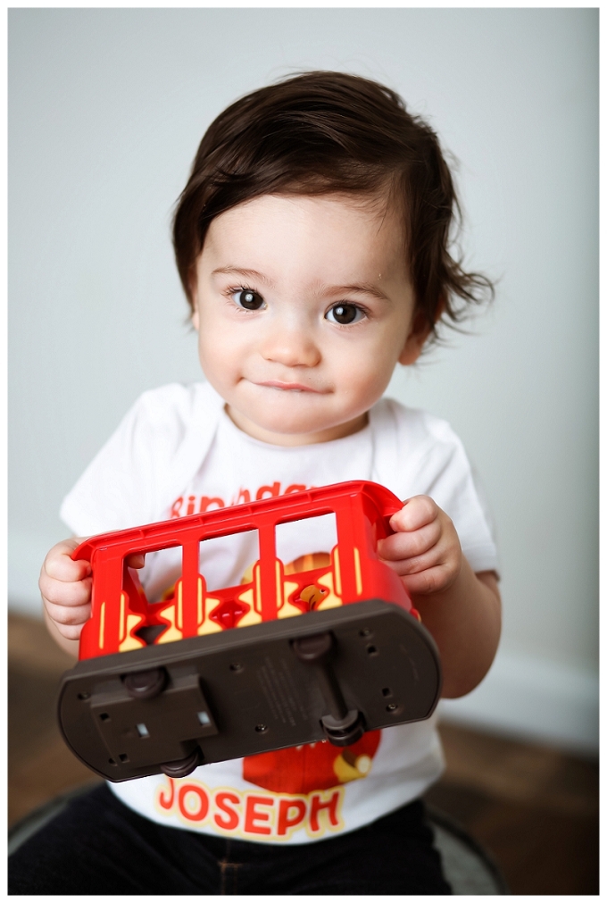 Baltimore Family Photographer Cake Smash 