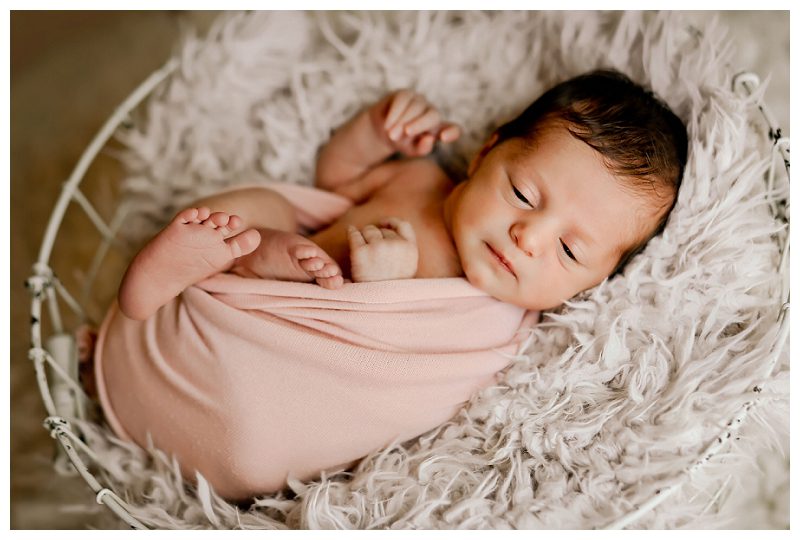 Maryland Lifestyle Newborn Photographer In home session 